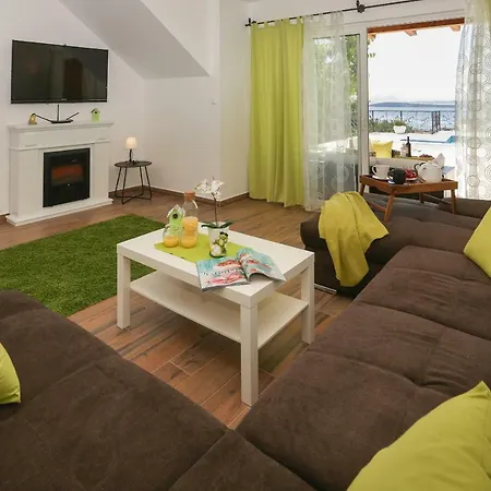 Vacation House/kuca Za Odmor Vortex * Kaštela